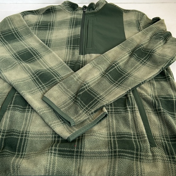 Duluth Trading Co green relaxed fit checkpoint fleece mock neck zip pullover - Picture 13 of 16